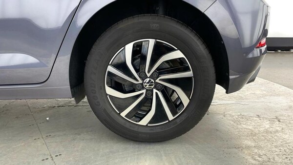 Used Volkswagen Polo 2023 for sale - 74961530: Photo 32