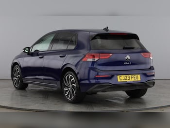 Used Volkswagen Golf 2023 for sale - 76476817: Photo