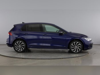 Used Volkswagen Golf 2023 for sale - 76476817: Photo