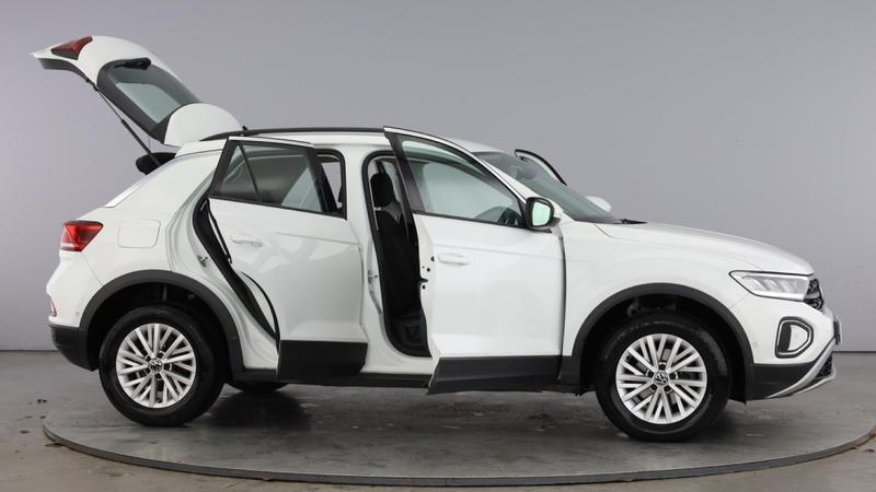 Used Volkswagen T-Roc 2022 for sale - 76452749: Photo 10