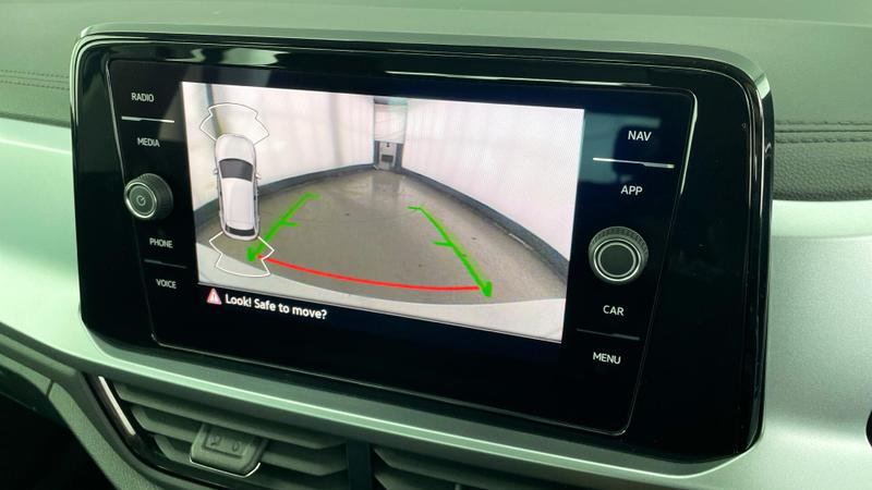 Used Volkswagen T-Roc 2022 for sale - 76452749: Photo 16