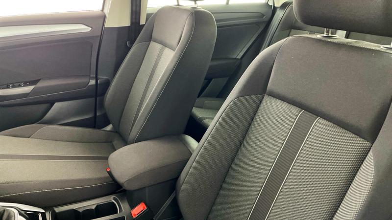 Used Volkswagen T-Roc 2022 for sale - 76452749: Photo 32