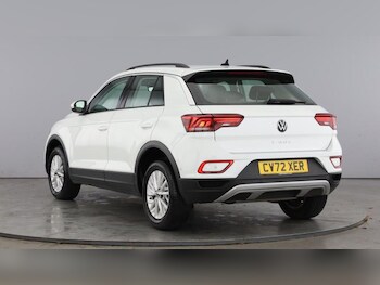 Used Volkswagen T-Roc 2022 for sale - 76452749: Photo
