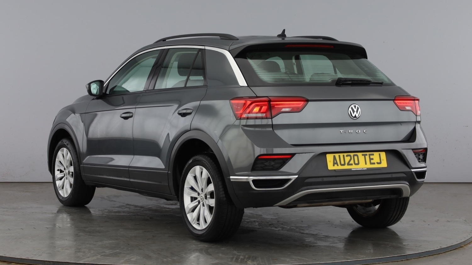 Used Volkswagen T-Roc 2020 for sale - 77602856: Photo 3