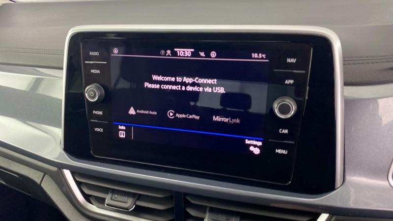 Used Volkswagen T-Roc 2022 for sale - 76588331: Photo 15