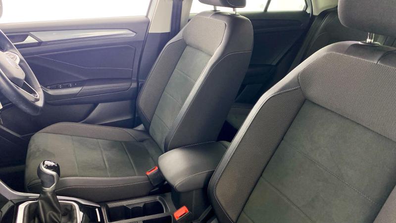 Used Volkswagen T-Roc 2022 for sale - 76588331: Photo 32