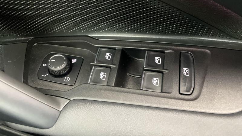 Used Volkswagen Tiguan 2024 for sale - 76028086: Photo 19