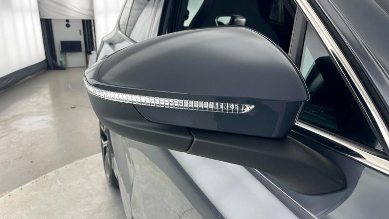 Used Volkswagen Tiguan 2024 for sale - 76028086: Photo 48