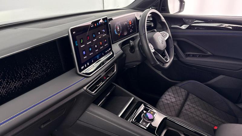 Used Volkswagen Tiguan 2024 for sale - 76476807: Photo 2