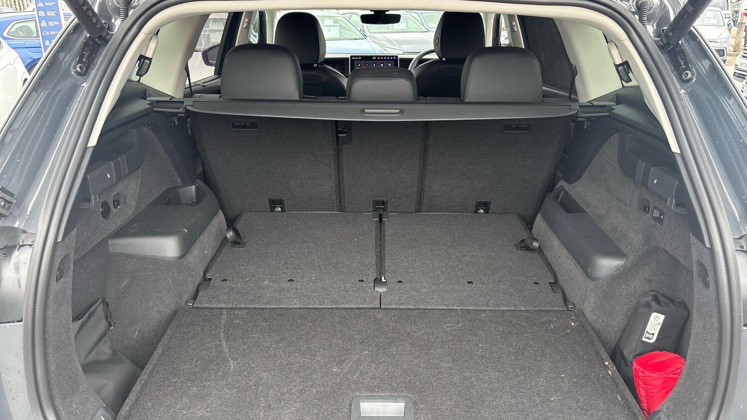 Used Volkswagen Touran 2025 for sale - 77602935: Photo 17