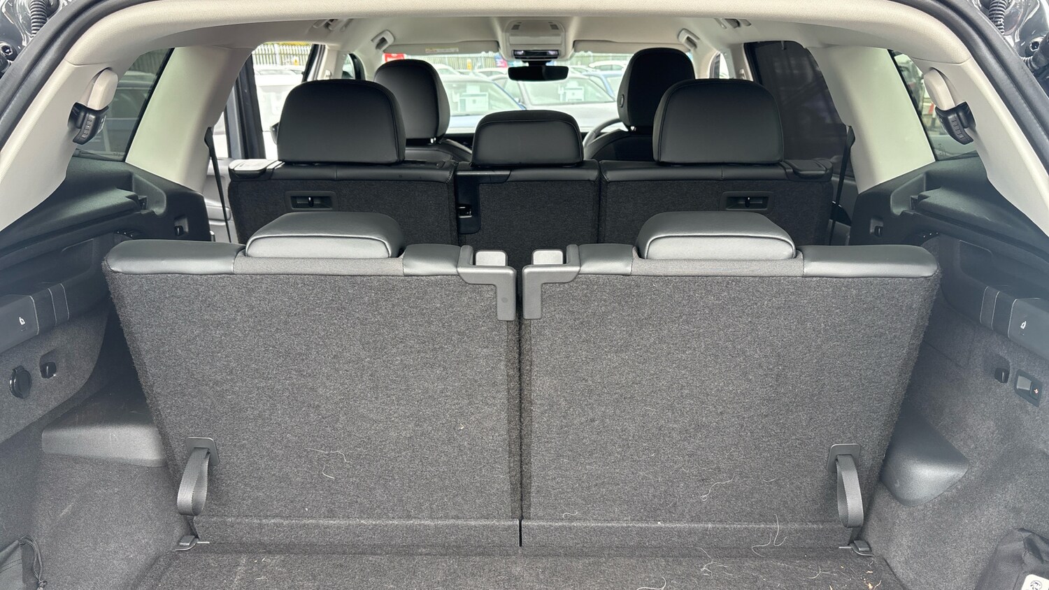 Used Volkswagen Touran 2025 for sale - 77602935: Photo 22