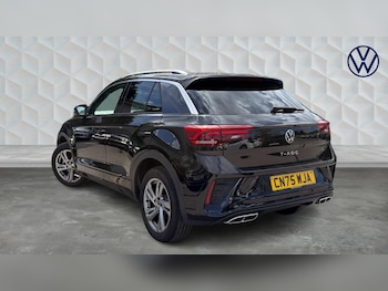 Used Volkswagen T-Roc 2025 for sale - 79074011: Photo