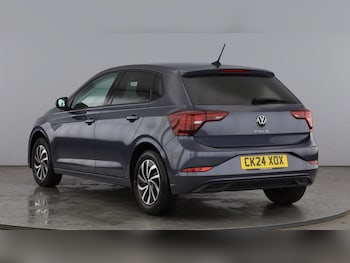 Used Volkswagen Polo 2024 for sale - 78106489: Photo