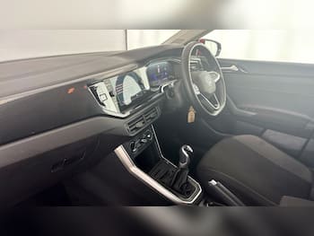 Used Volkswagen Polo 2024 for sale - 79644557: Photo