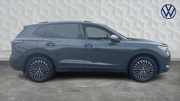 Used Volkswagen Tiguan 2024 for sale - 75517563: Photo 5