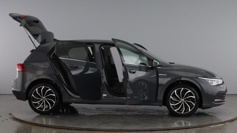 Used Volkswagen Golf 2023 for sale - 75898130: Photo 11
