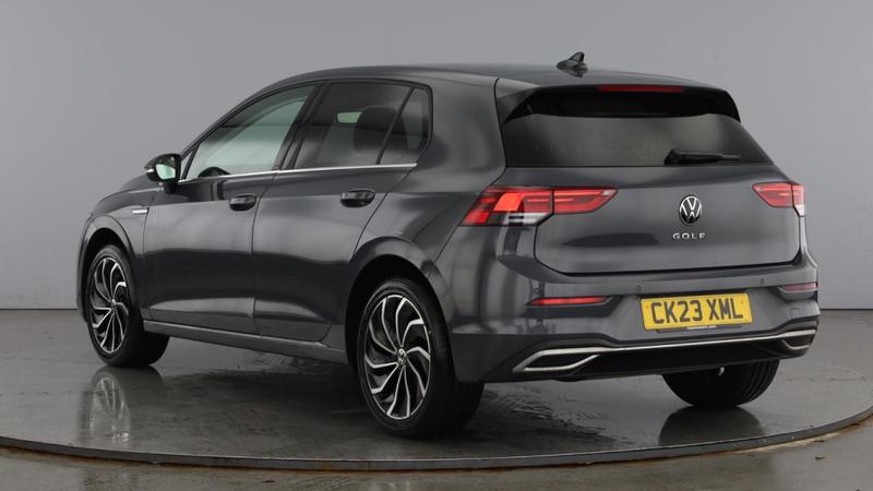 Used Volkswagen Golf 2023 for sale - 75898130: Photo 4