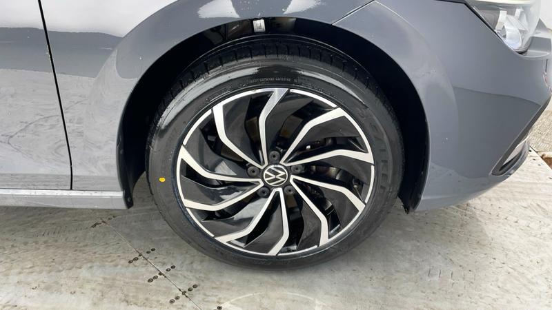 Used Volkswagen Golf 2023 for sale - 75898130: Photo 6