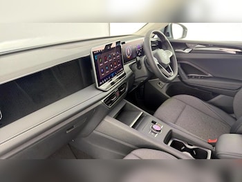 Used Volkswagen Tiguan 2025 for sale - 76244796: Photo