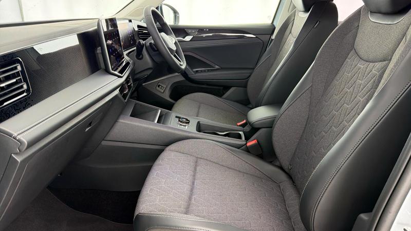 Used Volkswagen Tiguan 2025 for sale - 76244796: Photo 41