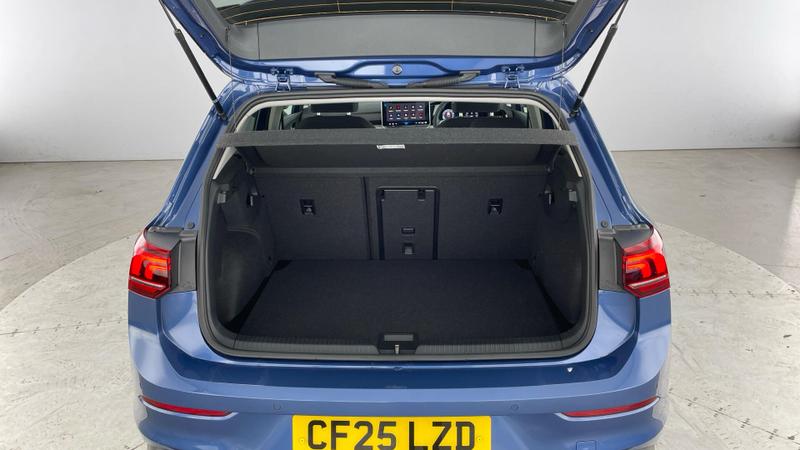 Used Volkswagen Golf 2025 for sale - 75995373: Photo 38