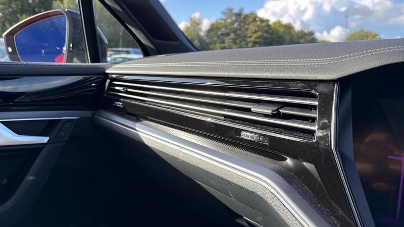 Used Volkswagen Touareg 2025 for sale - 75165544: Photo 34