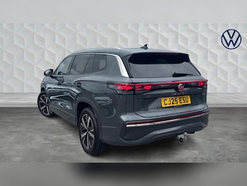 Used Volkswagen Touran 2025 for sale - 76758223: Photo