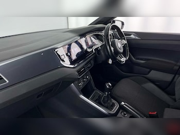 Used Volkswagen Polo 2020 for sale - 76244742: Photo