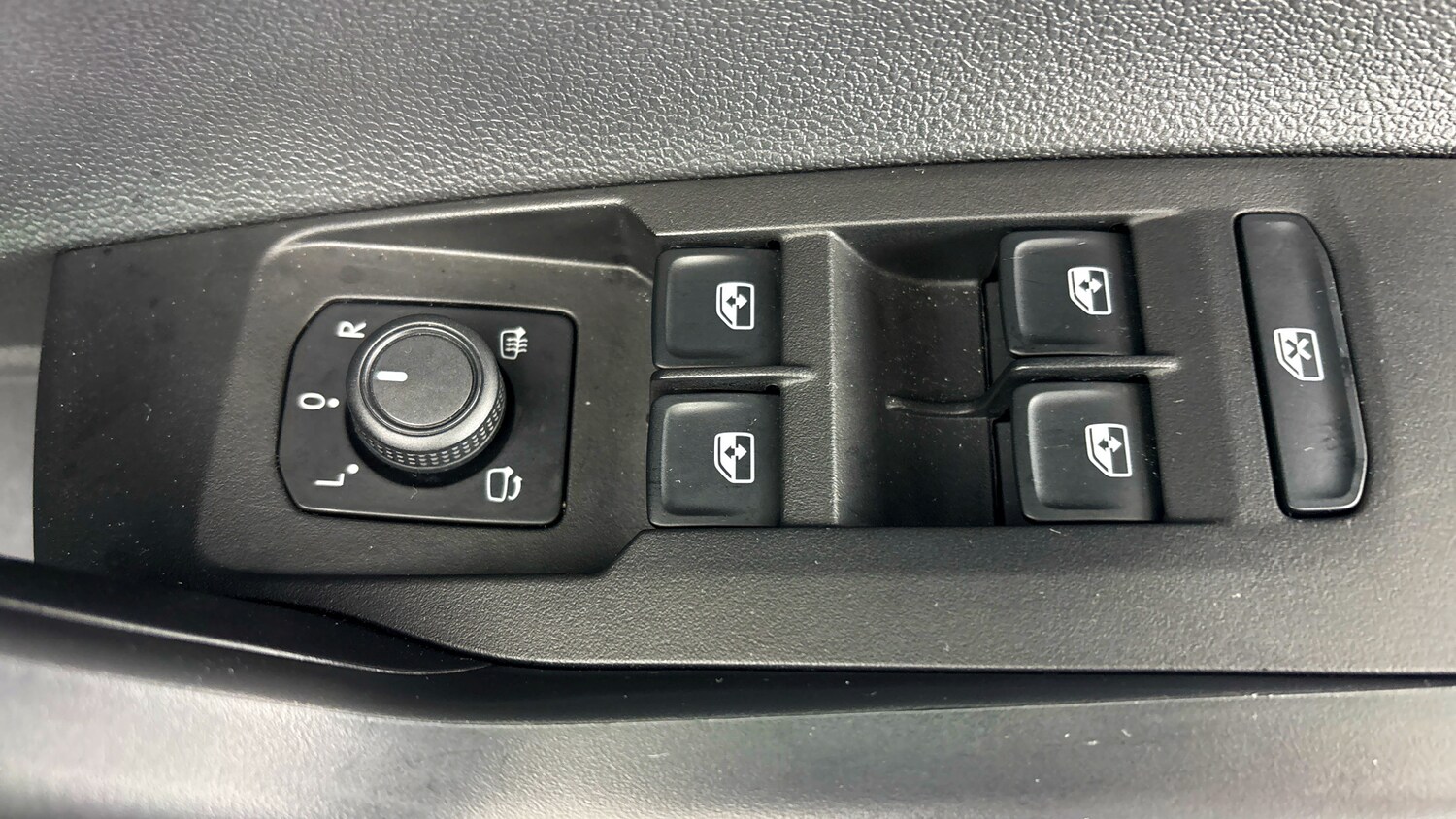 Used Volkswagen Polo 2024 for sale - 77639423: Photo 20