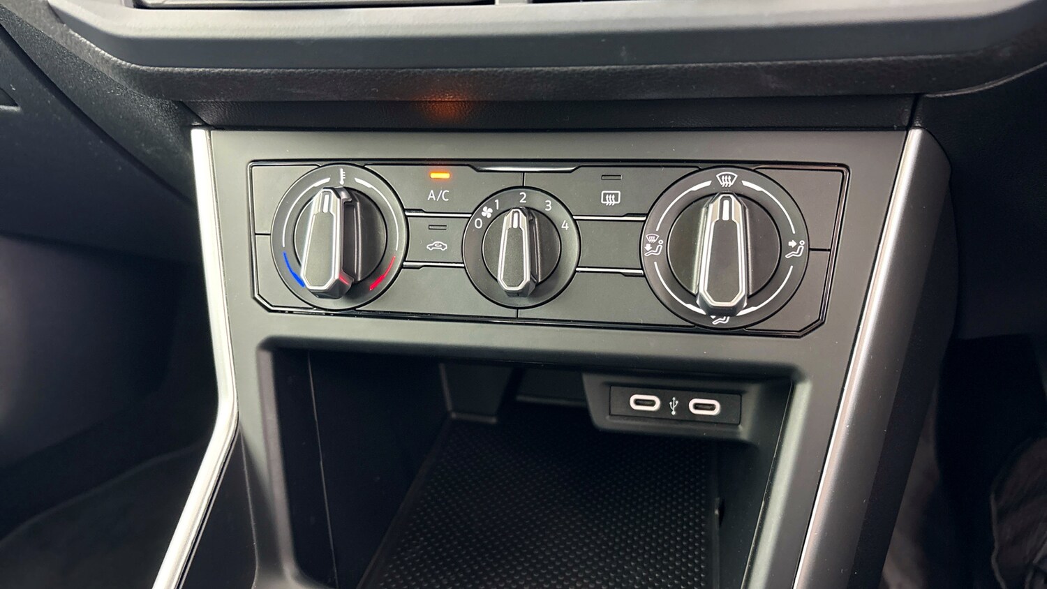 Used Volkswagen Polo 2024 for sale - 77639423: Photo 26