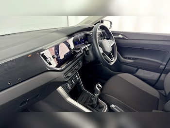 Used Volkswagen Polo 2024 for sale - 77639423: Photo