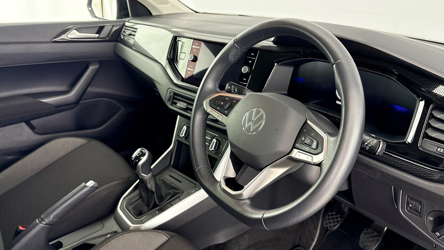 Used Volkswagen Polo 2024 for sale - 77639423: Photo 6