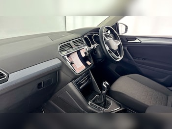 Used Volkswagen Tiguan 2020 for sale - 78917829: Photo