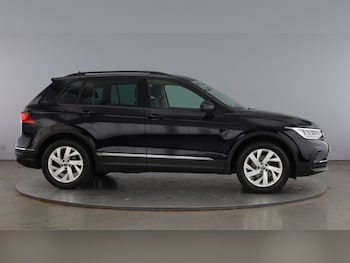 Used Volkswagen Tiguan 2020 for sale - 78917829: Photo