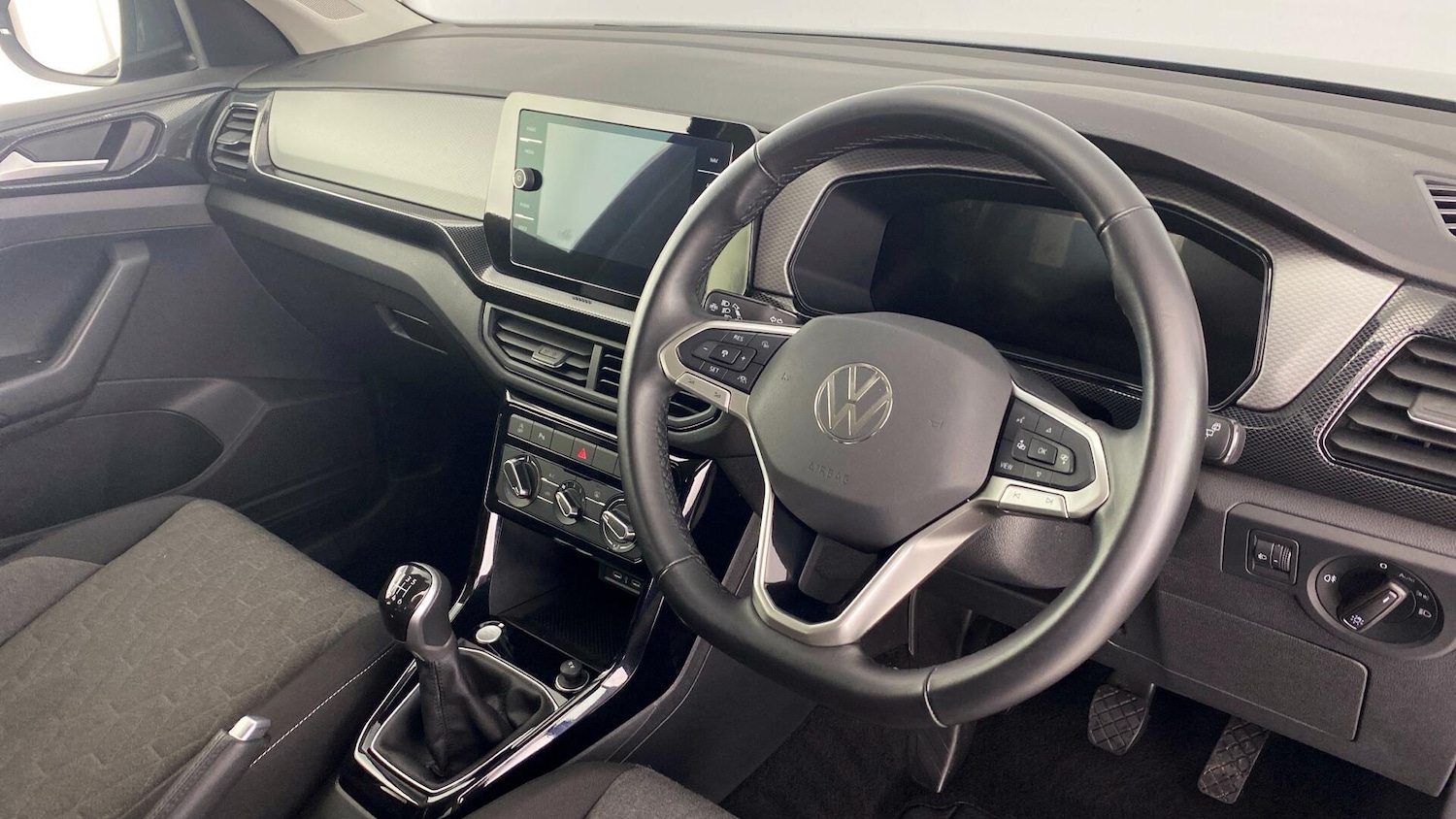 Used Volkswagen T-Cross 2024 for sale - 77515817: Photo 6