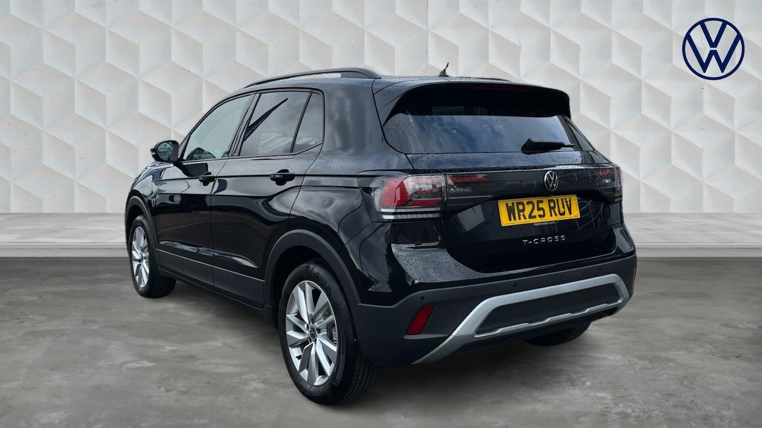 Used Volkswagen T-Cross 2025 for sale - 77505330: Photo 3