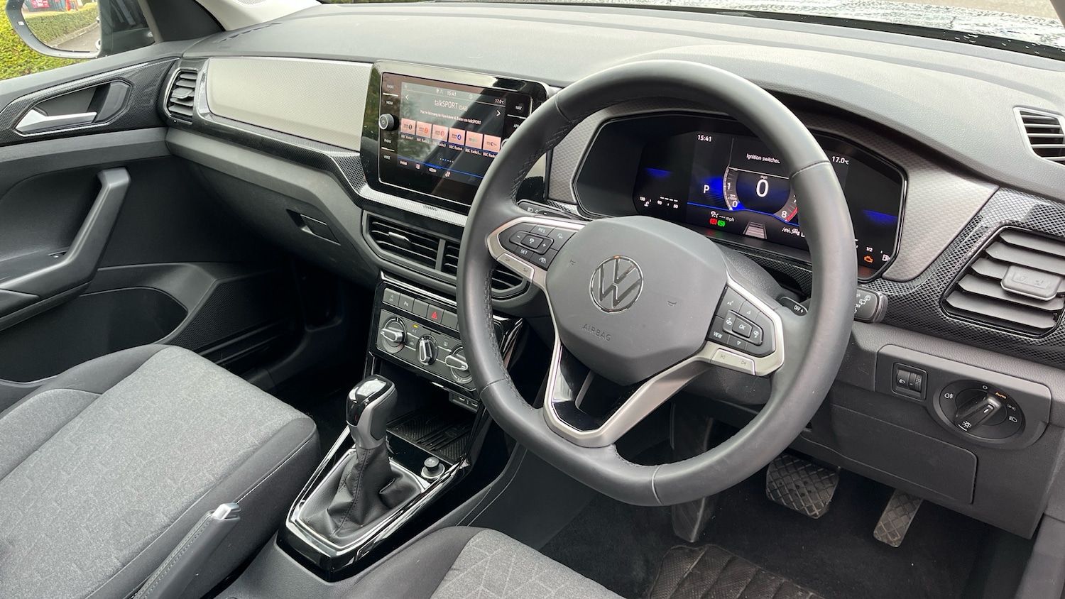 Used Volkswagen T-Cross 2025 for sale - 77505330: Photo 6