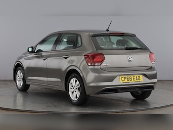 Used Volkswagen Polo 2018 for sale - 79240626: Photo
