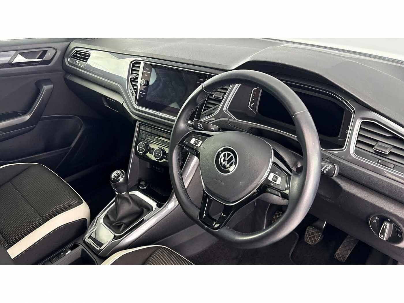 Used Volkswagen T-Roc 2021 for sale - 77630882: Photo 6