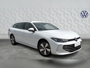 Used Volkswagen Passat 2025 for sale - 77602947: Photo
