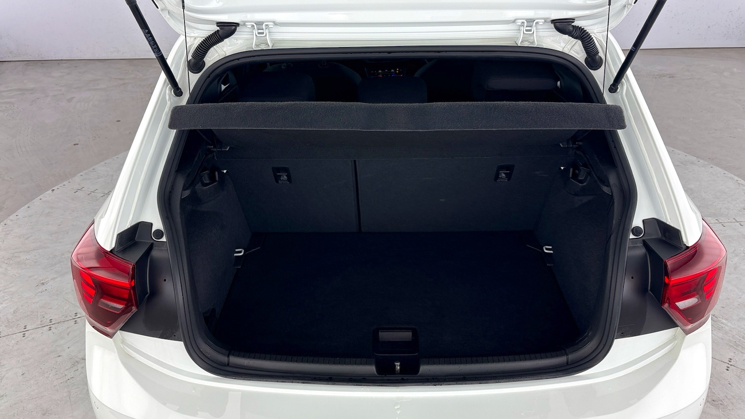 Used Volkswagen Polo 2023 for sale - 78042223: Photo 31