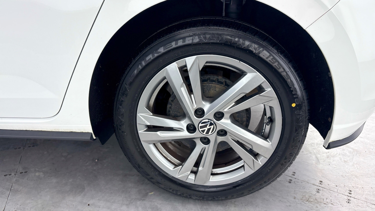 Used Volkswagen Polo 2023 for sale - 78042223: Photo 32