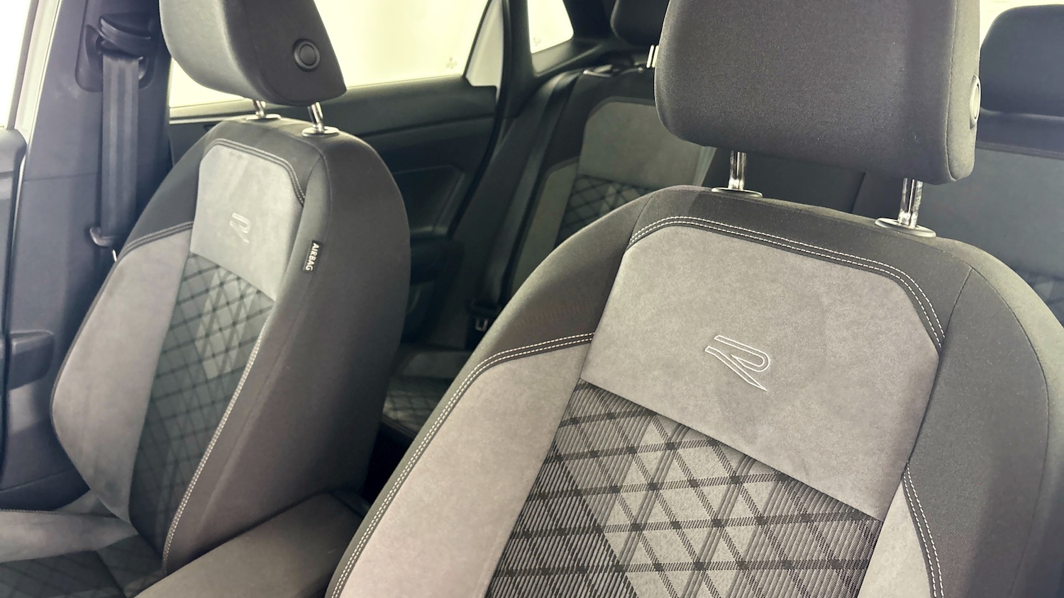 Used Volkswagen Polo 2023 for sale - 78042223: Photo 34