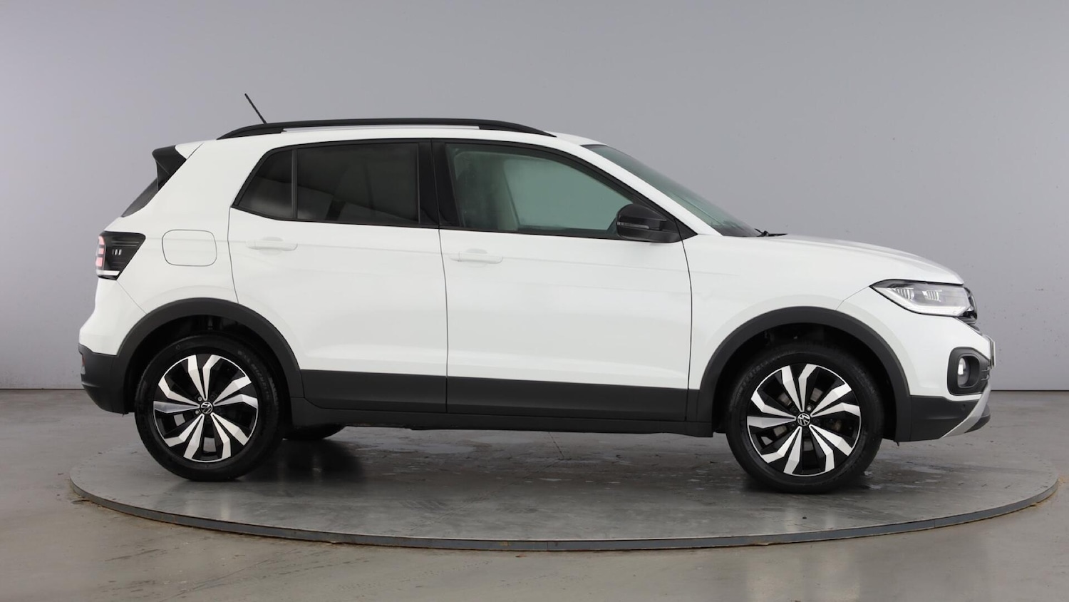 Used Volkswagen T-Cross 2023 for sale - 77602945: Photo 4