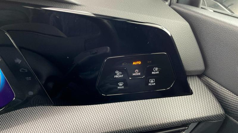 Used Volkswagen Golf 2024 for sale - 76476805: Photo 21