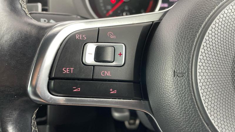 Used Volkswagen Polo 2017 for sale - 76908635: Photo 21