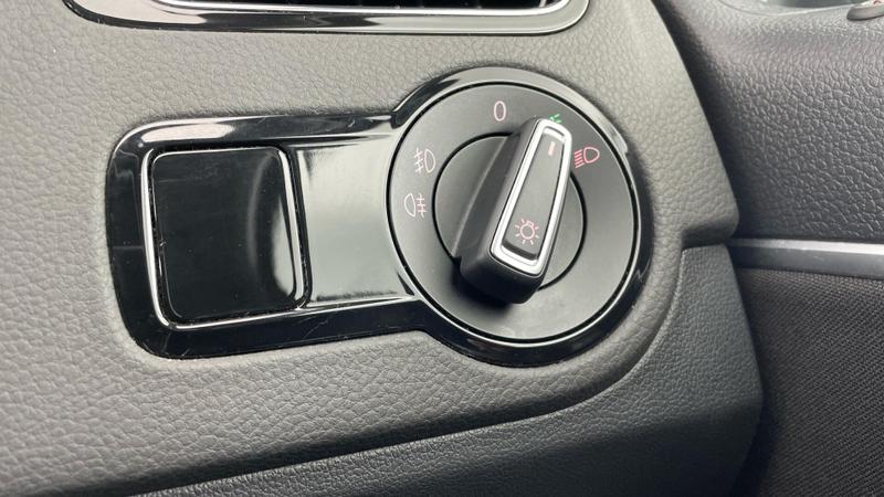 Used Volkswagen Polo 2017 for sale - 76908635: Photo 24