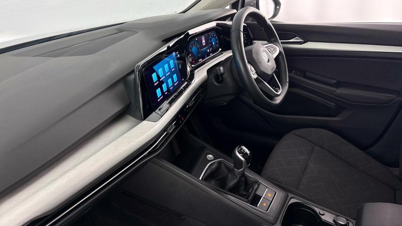 Used Volkswagen Golf 2022 for sale - 76908638: Photo 2