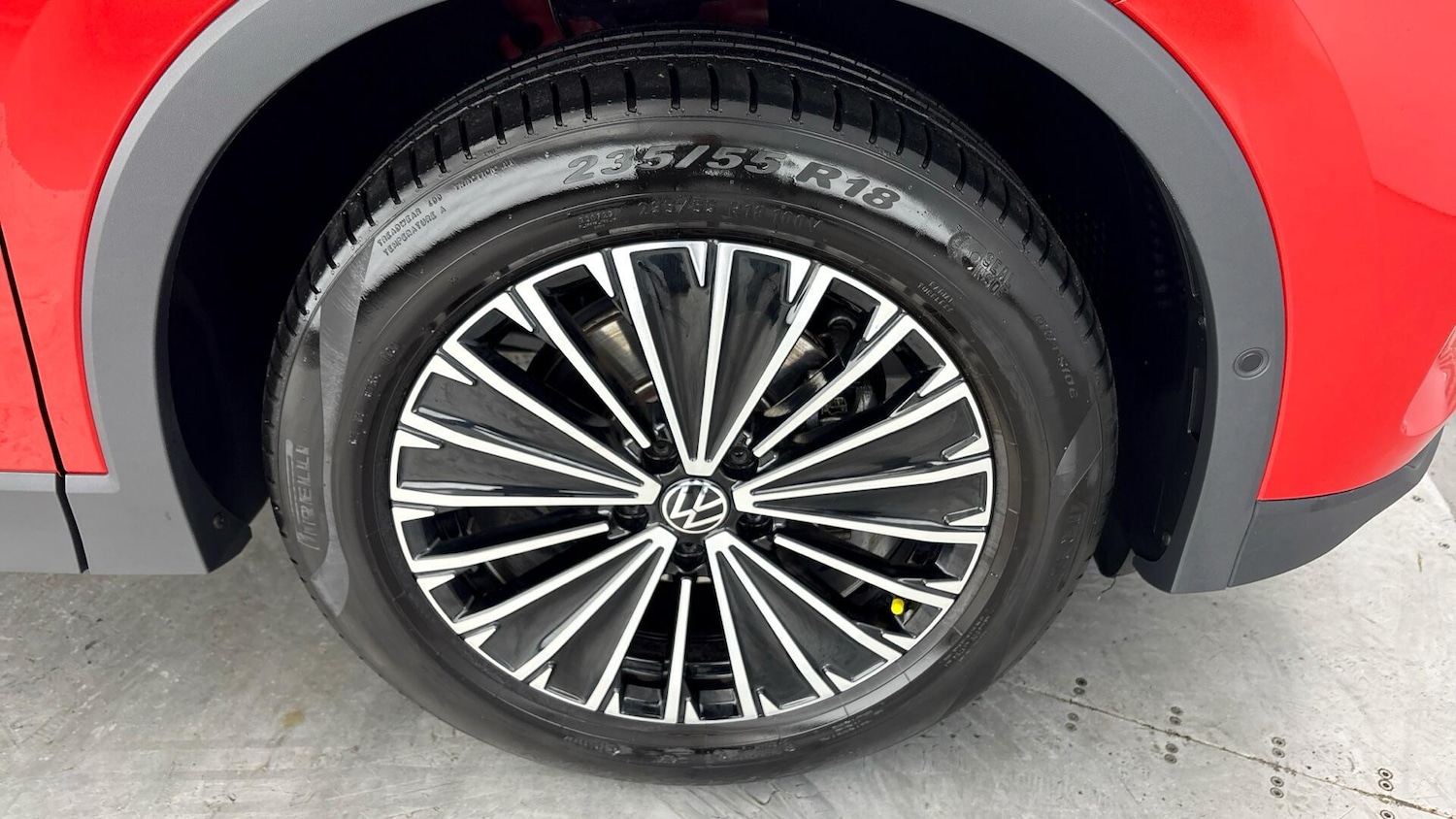 Used Volkswagen Tiguan 2025 for sale - 77602927: Photo 5