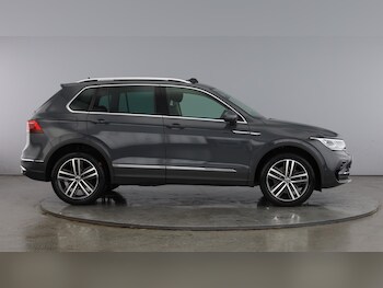 Used Volkswagen Tiguan 2022 for sale - 77602941: Photo